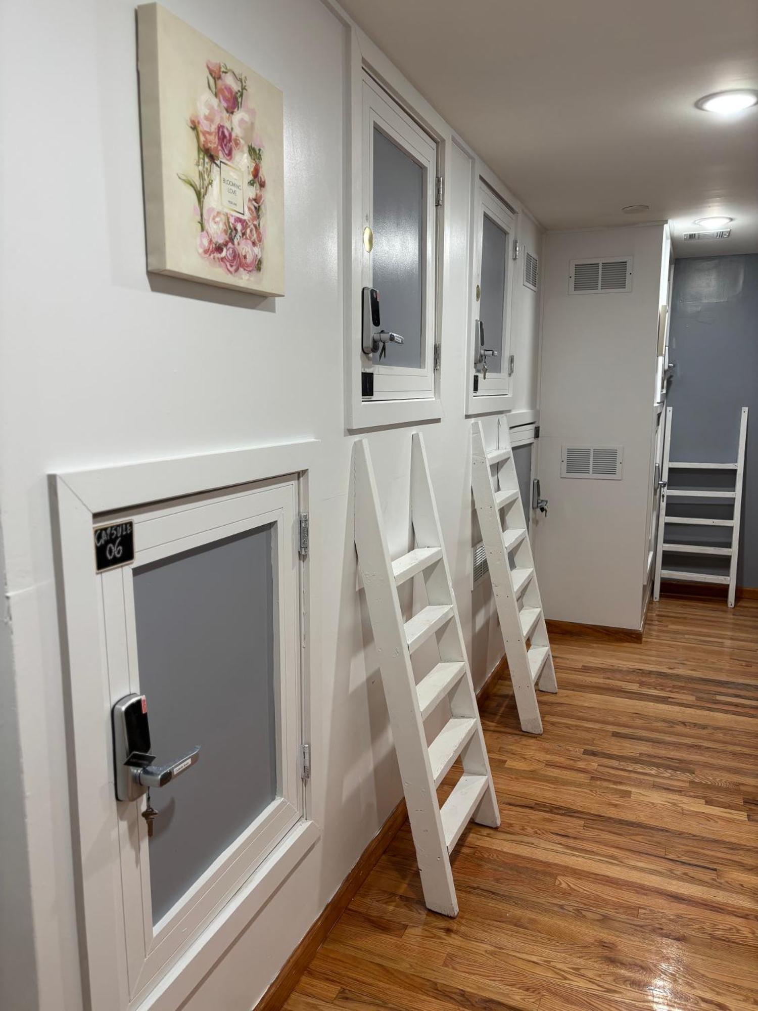 Capsule Hostel Newark Eksteriør billede